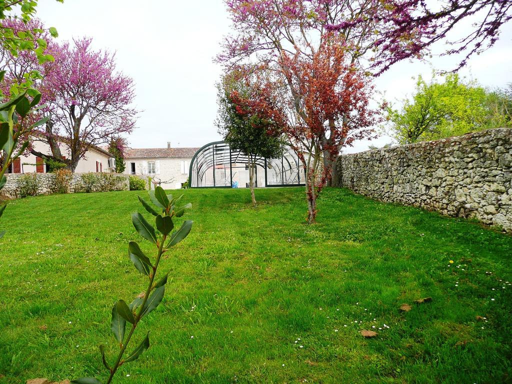 Chambres D'Hotes Saint Roch Tournecoupe Exterior photo